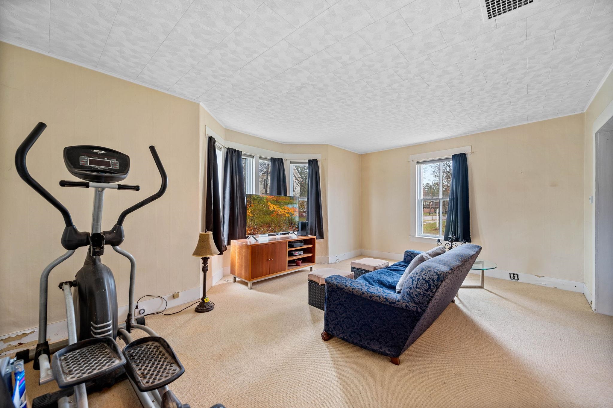 Morristown, Vermont 05661, United States, 3 Bedrooms Bedrooms, ,2 BathroomsBathrooms,Residential,Active,241510