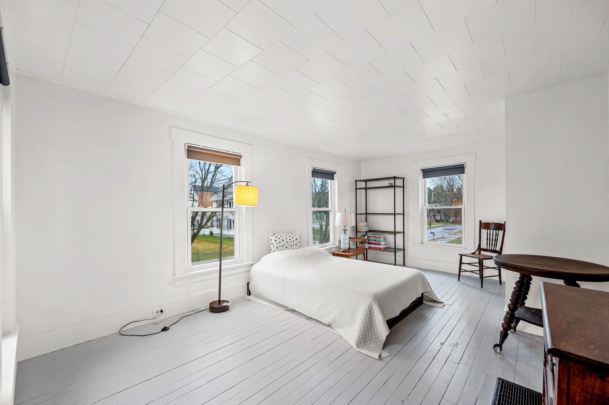 Morristown, Vermont 05661, United States, 3 Bedrooms Bedrooms, ,2 BathroomsBathrooms,Residential,Active,241510