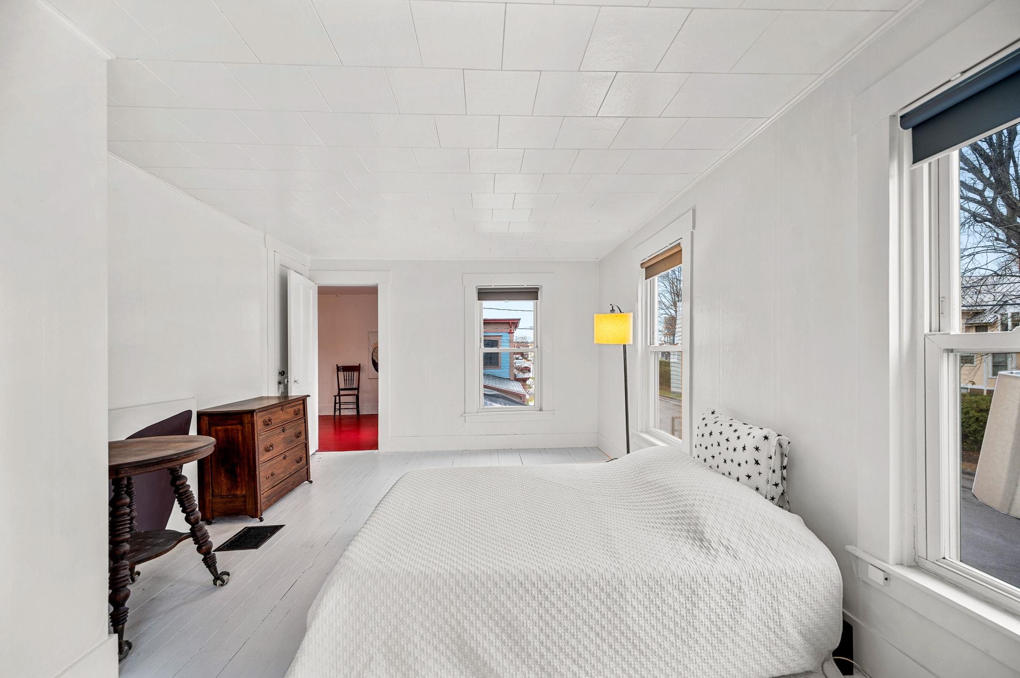 Morristown, Vermont 05661, United States, 3 Bedrooms Bedrooms, ,2 BathroomsBathrooms,Residential,Active,241510