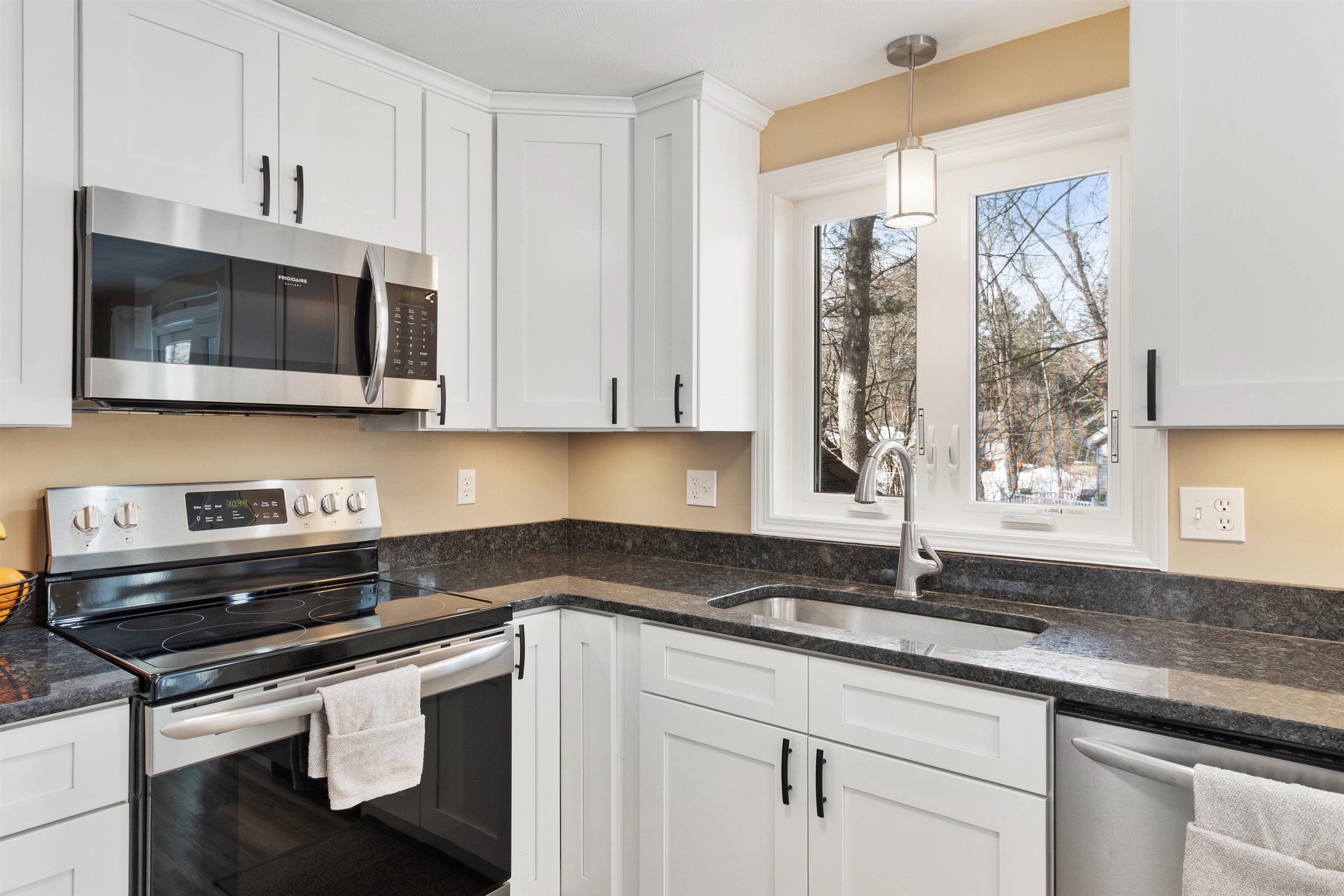 6 Mills Farm Circle R