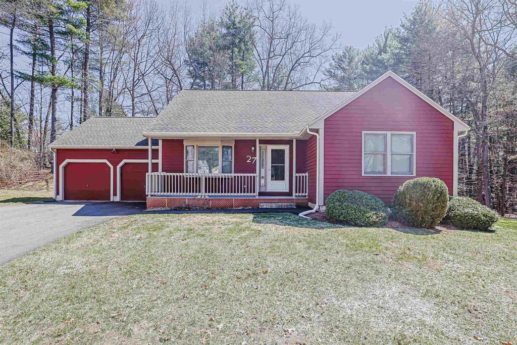 Photo of 27 Scottsdale Drive, Hudson, NH 03051 (MLS # 5083766)