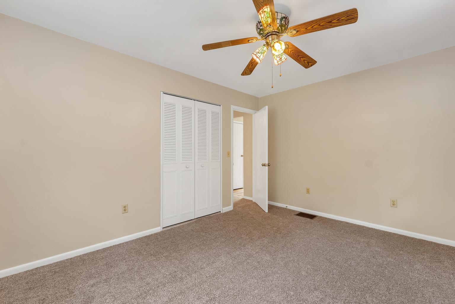 Loudon, New Hampshire 03307, United States, 3 Bedrooms Bedrooms, ,1 BathroomBathrooms,Residential,Active,135556