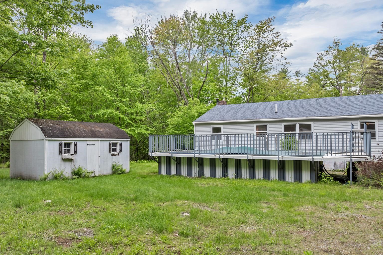 Loudon, New Hampshire 03307, United States, 3 Bedrooms Bedrooms, ,1 BathroomBathrooms,Residential,Active,135556