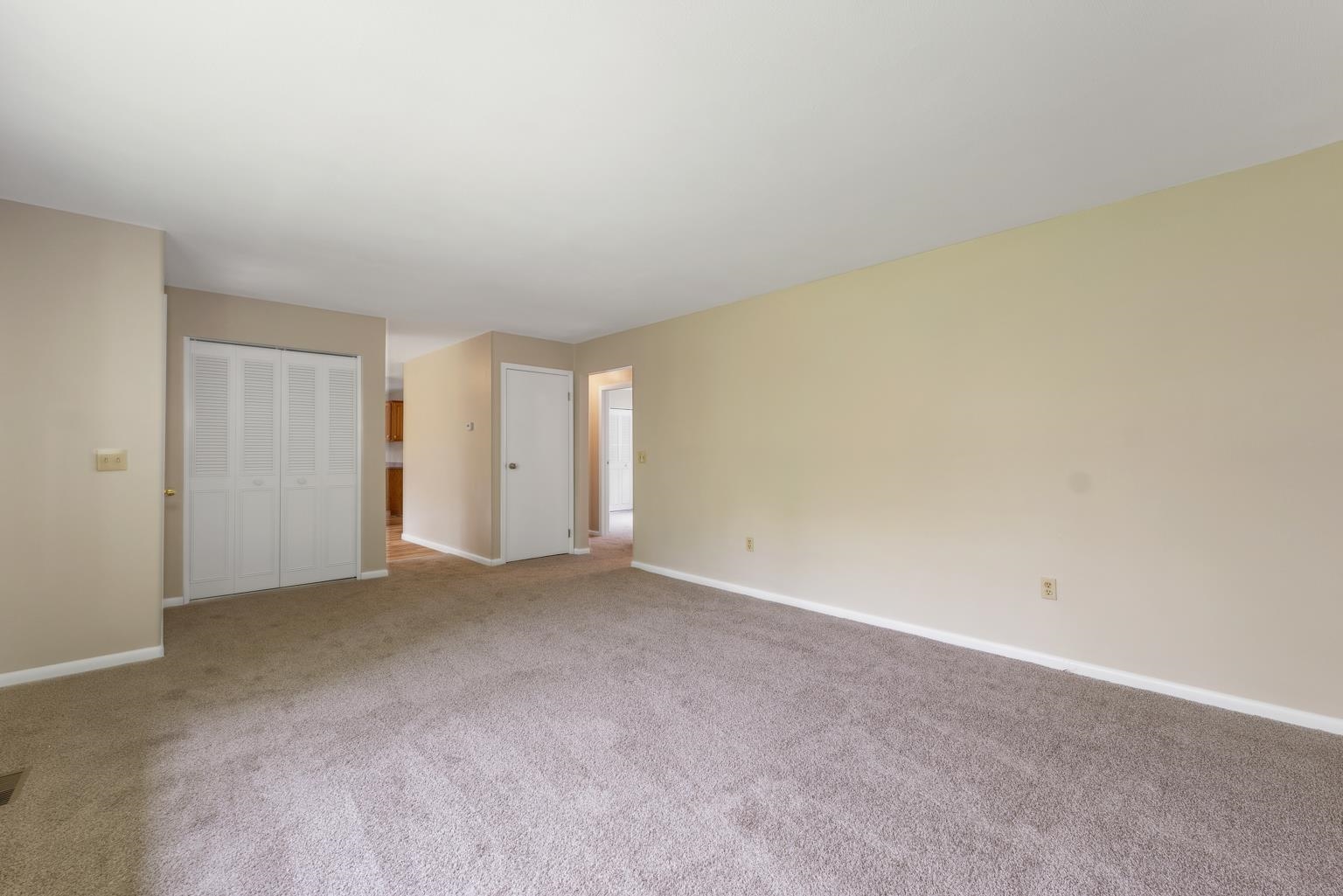 Loudon, New Hampshire 03307, United States, 3 Bedrooms Bedrooms, ,1 BathroomBathrooms,Residential,Active,135556