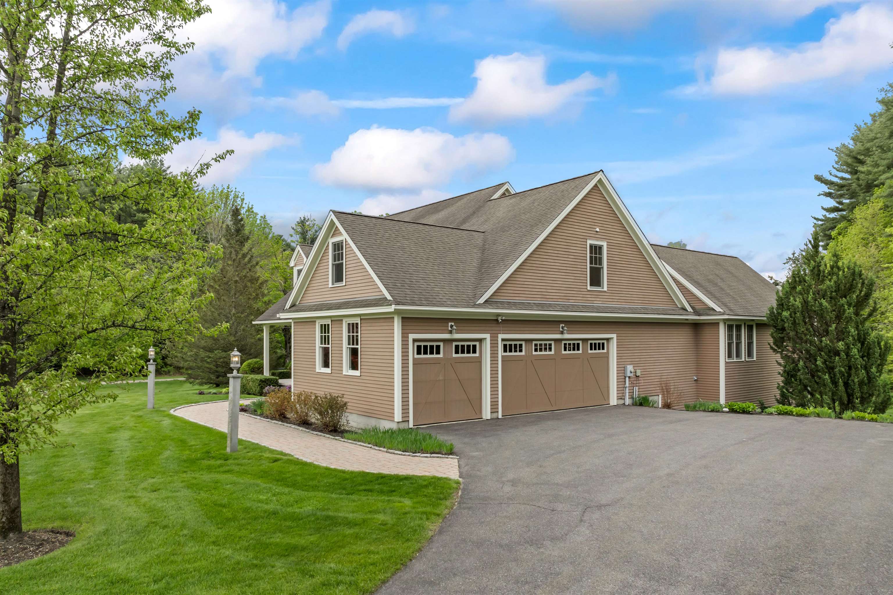 32 Rideout Road