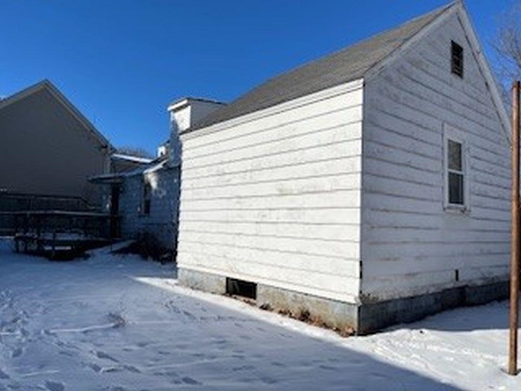 1360 Woodbury Avenue