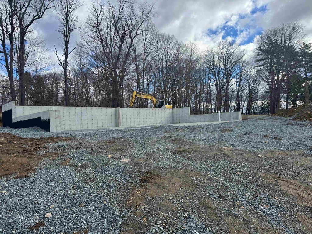 Photo of 77 Prospect Street #13-1, Lebanon, NH 03766 (MLS # 5074456)