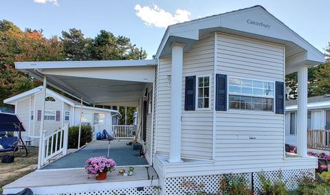 1733 Post Road Wells ME 04090