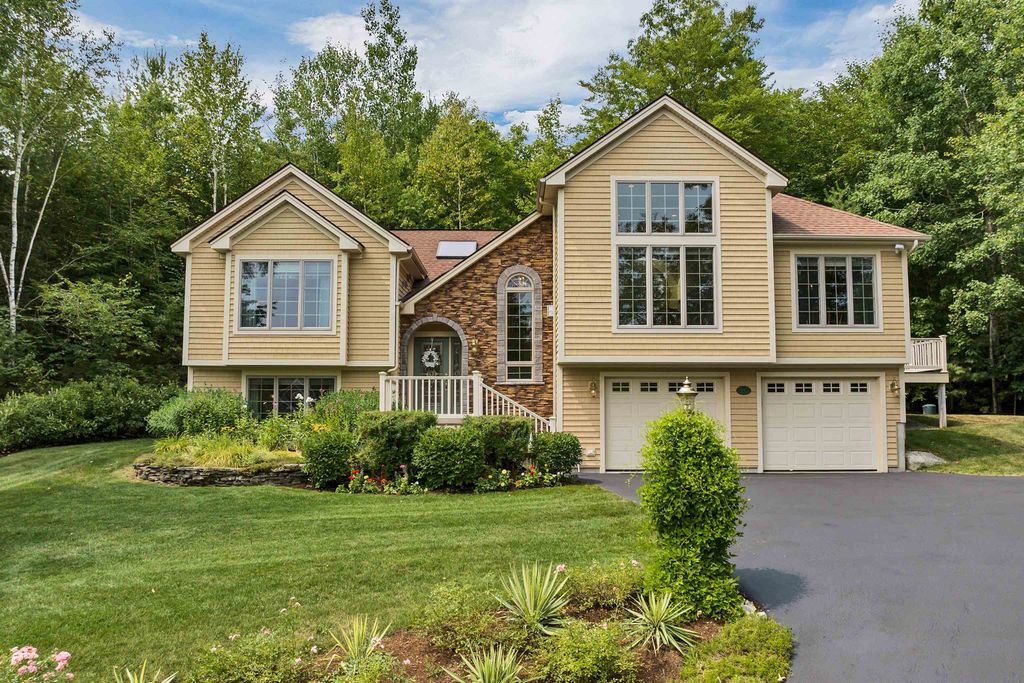 Photo of 13 Bunker Lane, Hales Location, NH 03860 (MLS # 5064109)