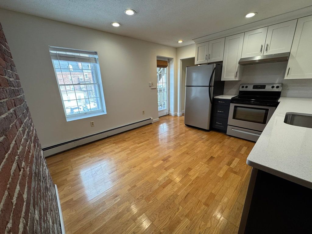 Photo of 105 West Merrimack Street #2, Manchester, NH 03101 (MLS # 5069055)
