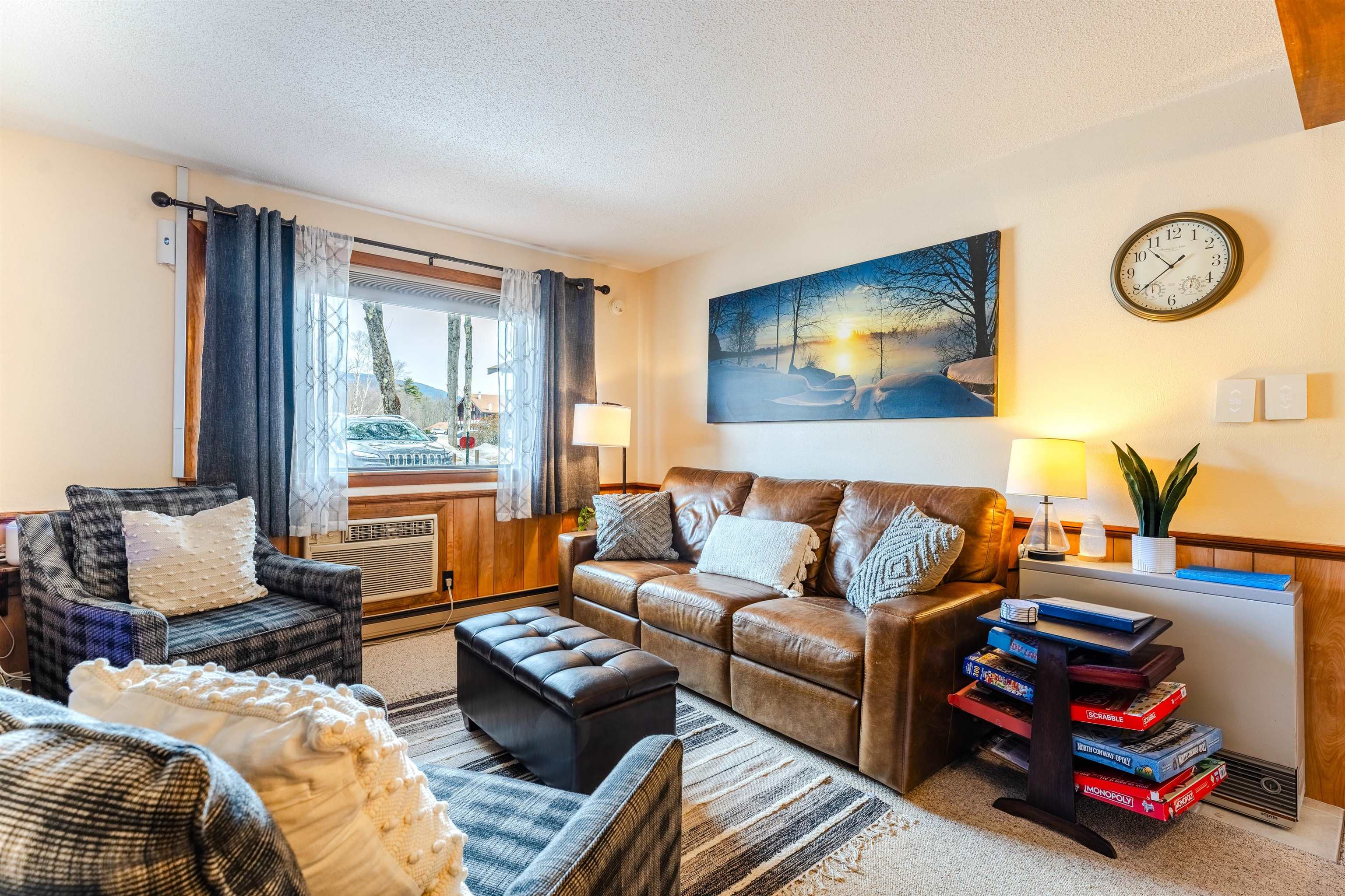 48 Linderhof Golf Course Road E-3