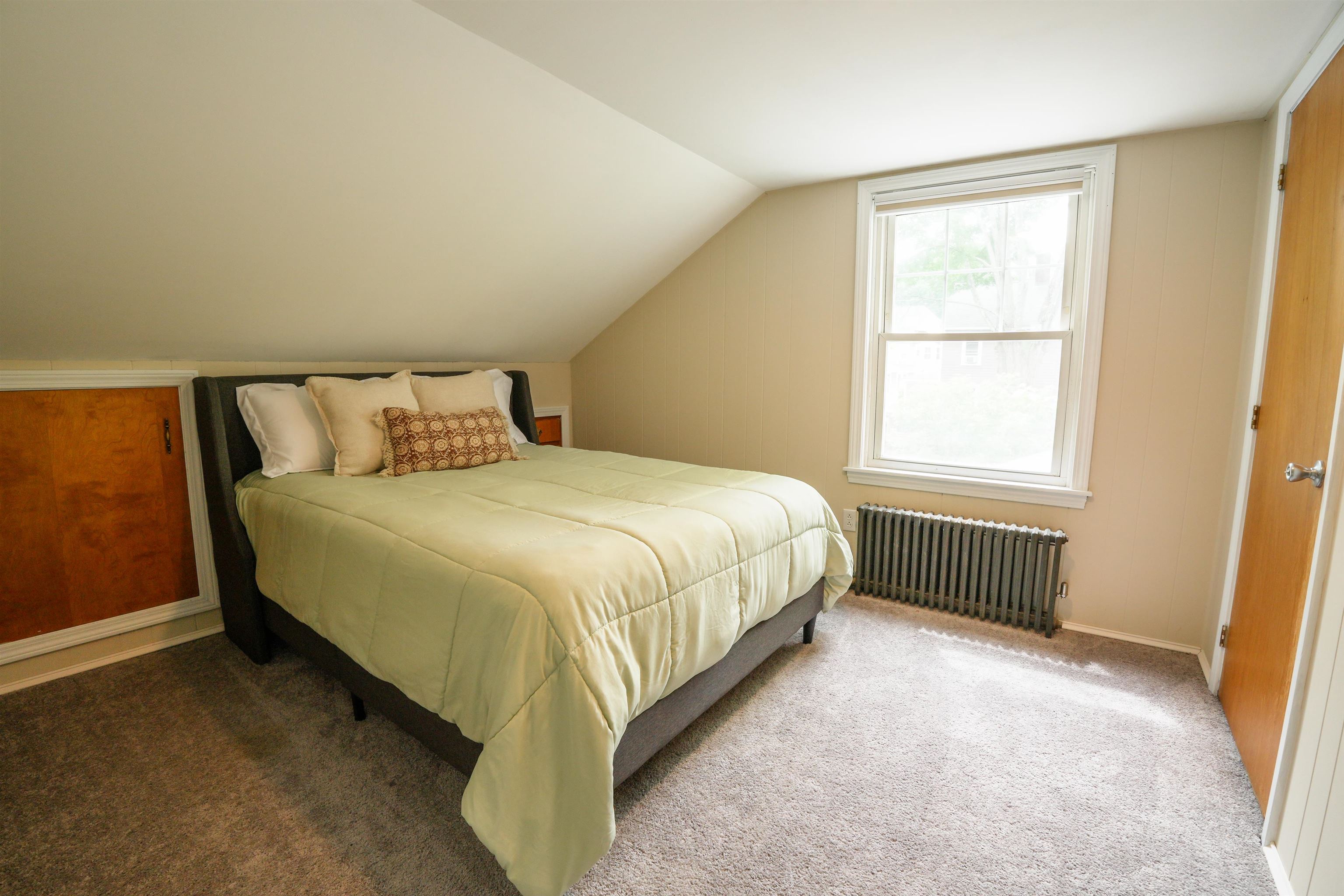 Nashua, New Hampshire 03060, United States, 3 Bedrooms Bedrooms, ,2 BathroomsBathrooms,Residential,Active,149060