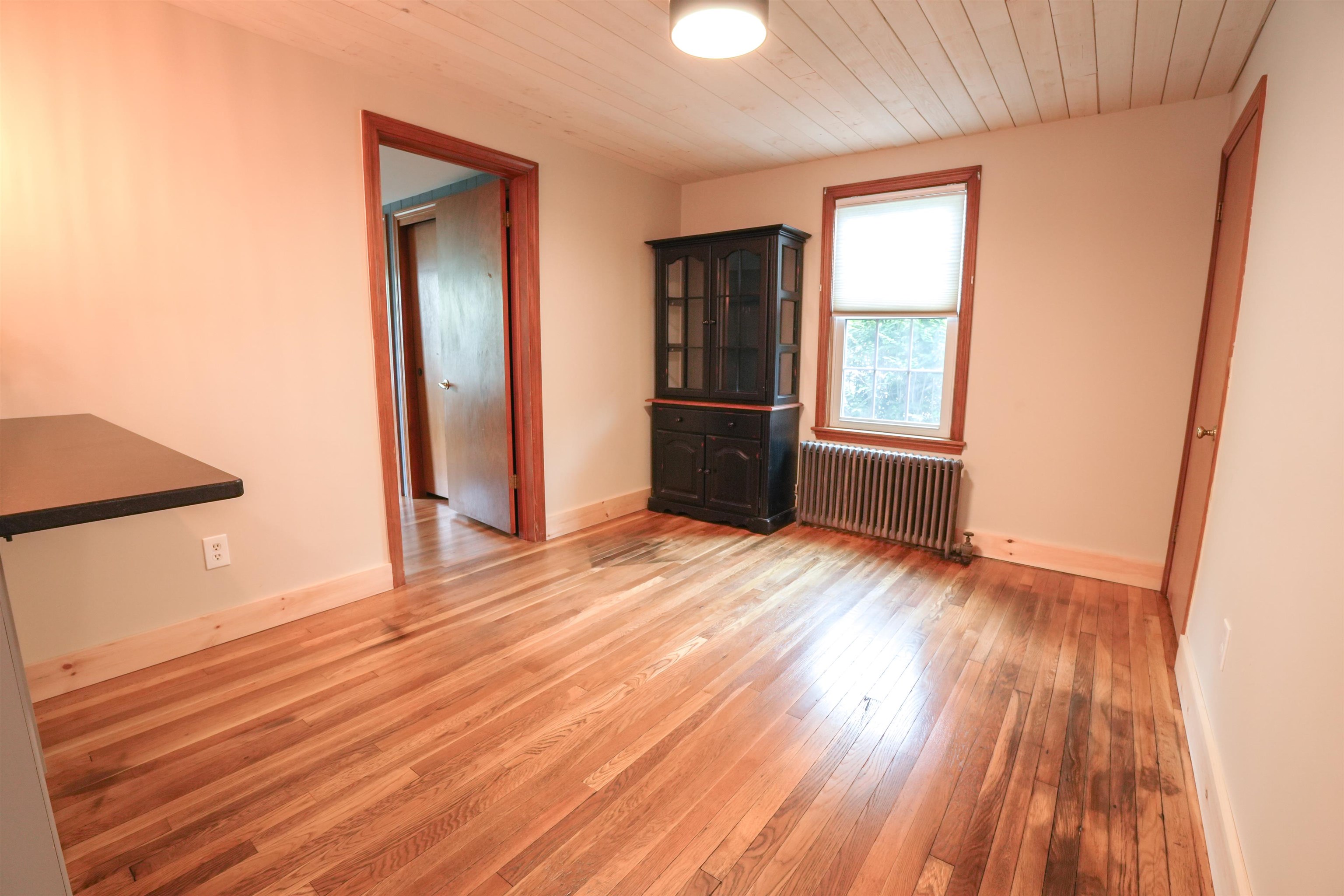 Nashua, New Hampshire 03060, United States, 3 Bedrooms Bedrooms, ,2 BathroomsBathrooms,Residential,Active,149060