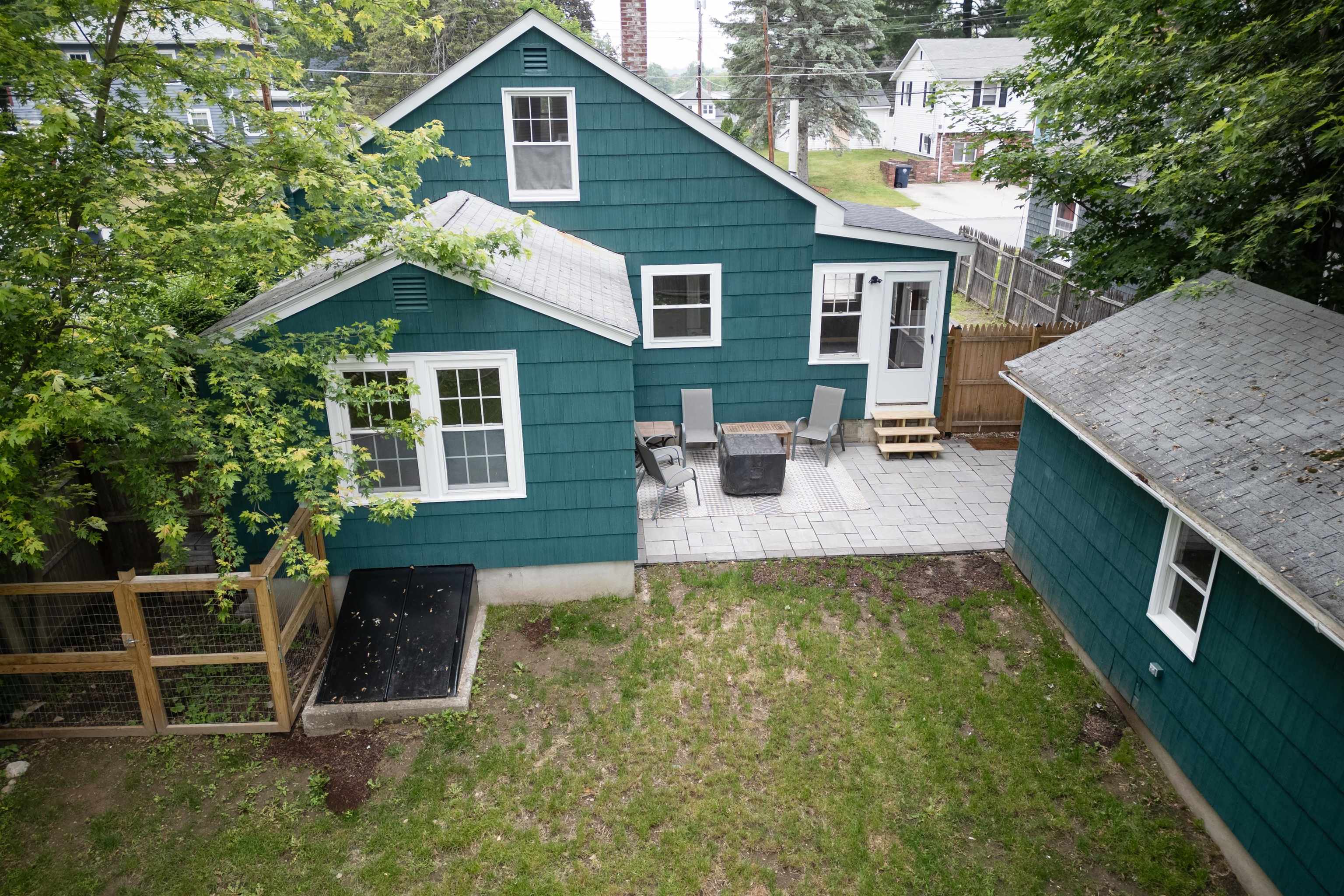 Nashua, New Hampshire 03060, United States, 3 Bedrooms Bedrooms, ,2 BathroomsBathrooms,Residential,Active,149060