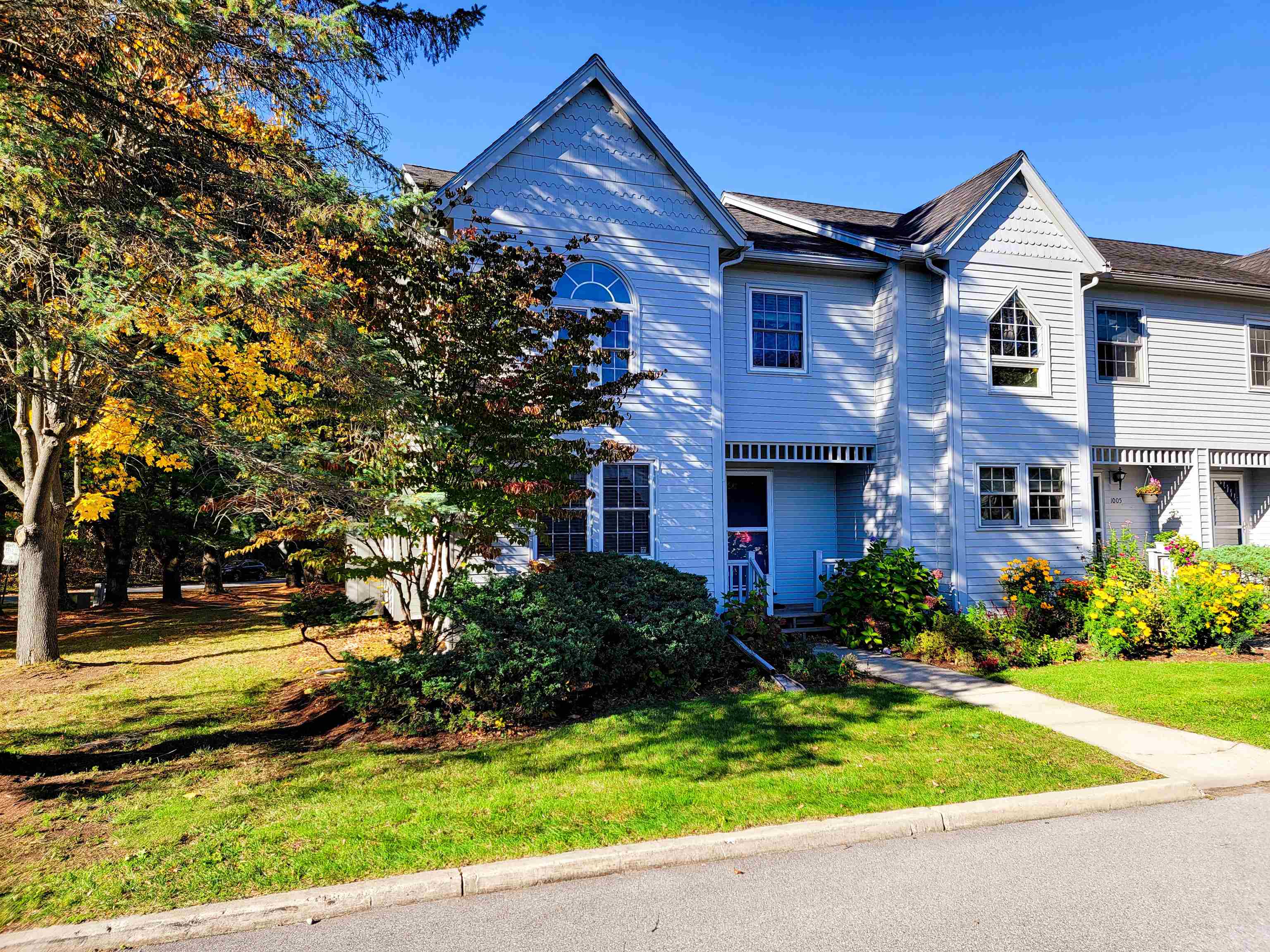 33 Harbor View Road 1006