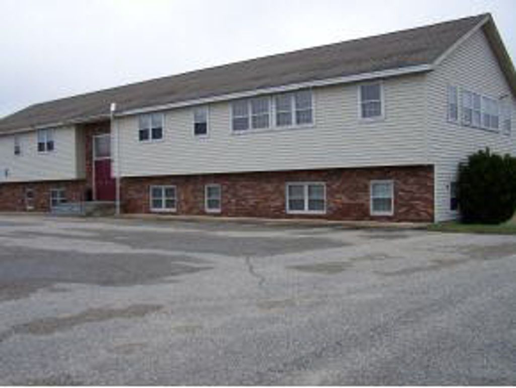 Photo of 4 Peabody Road Annex #A &amp; B, Derry, NH 03038 (MLS # 5021922)