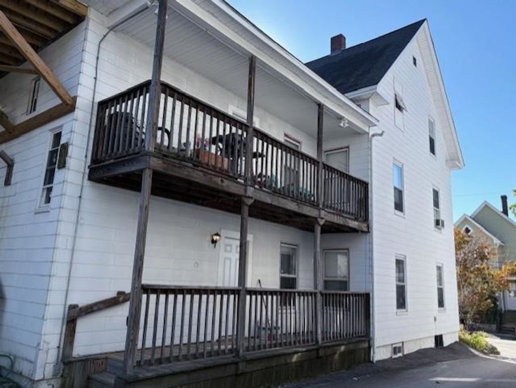 Photo of 350 Pearl Street #1, Manchester, NH 03103 (MLS # 5066552)