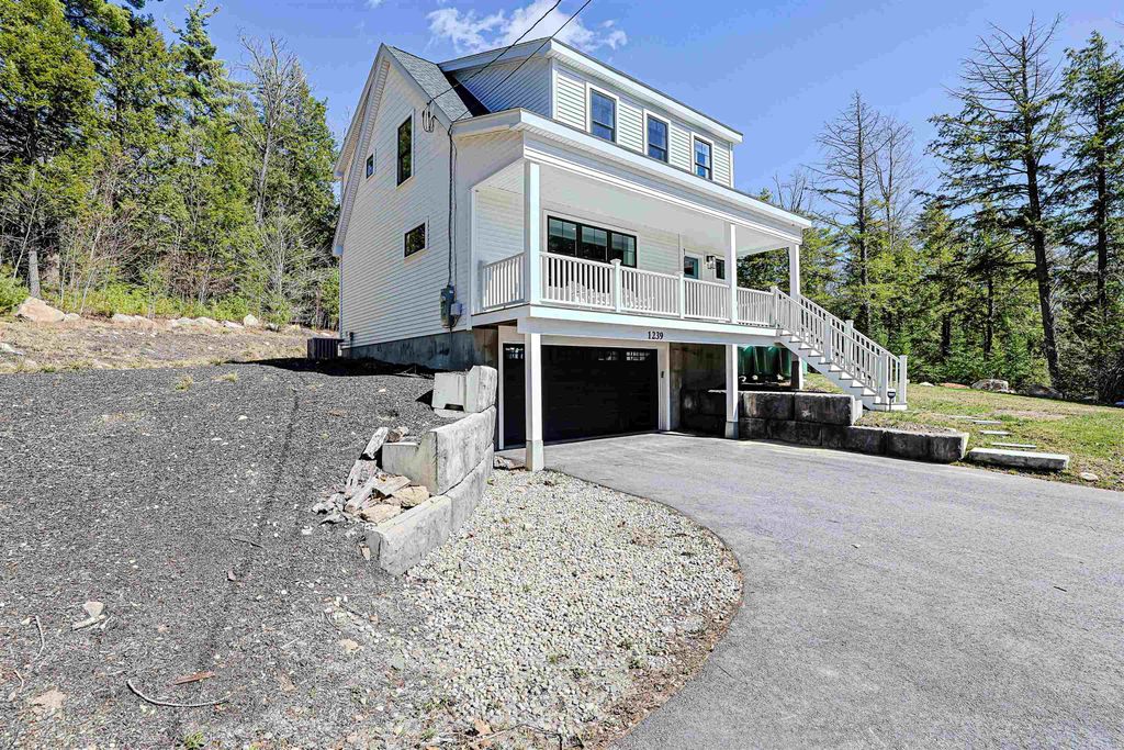 Photo of 1239 Center Street, Wolfeboro, NH 03894 (MLS # 5086154)