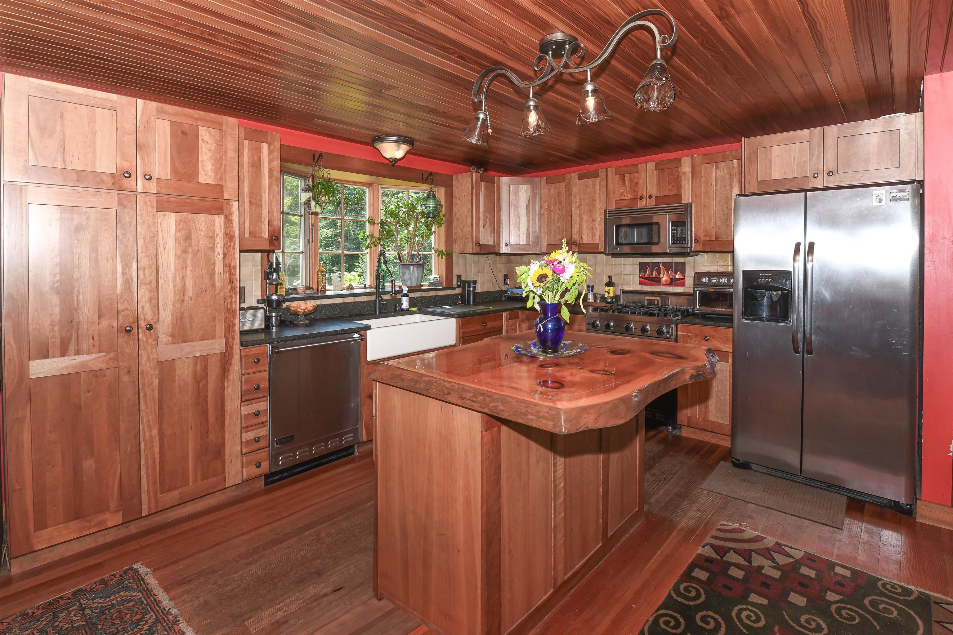 632 Rocky Knoll Road