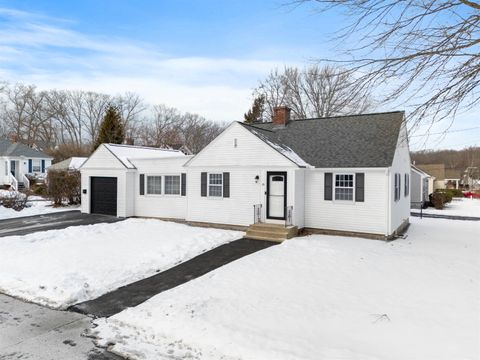 276 Salmon Street Manchester NH 03104