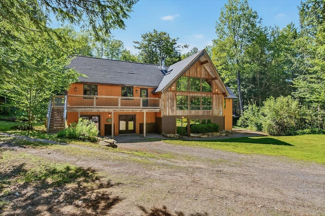 532 Sherwood Forest