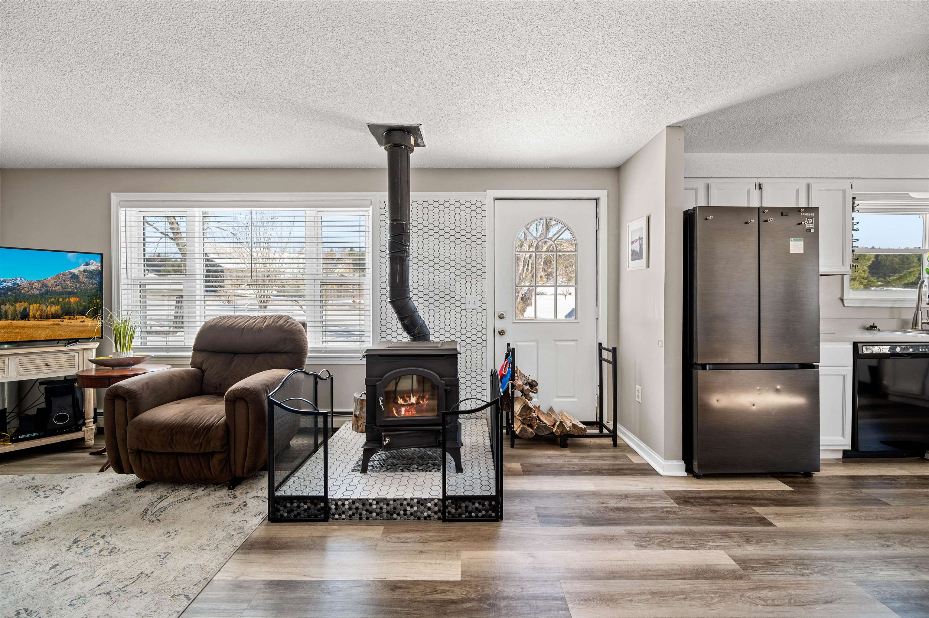 1135 Falls Bridge Road