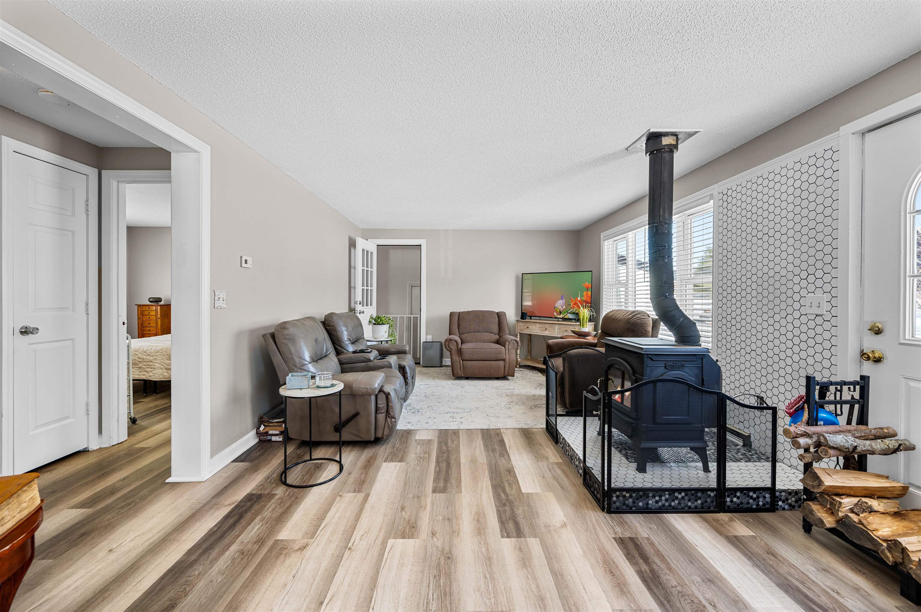 1135 Falls Bridge Road