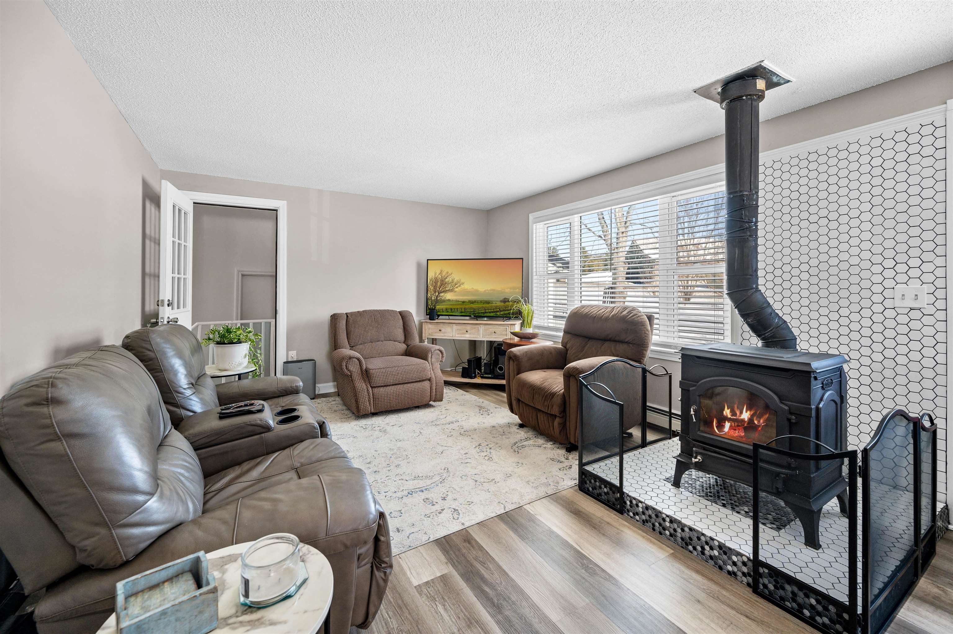 1135 Falls Bridge Road