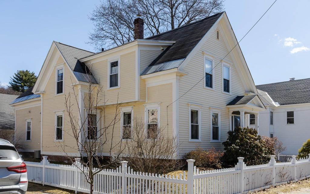 Photo of 29 Grant Street, Keene, NH 03431 (MLS # 5081350)