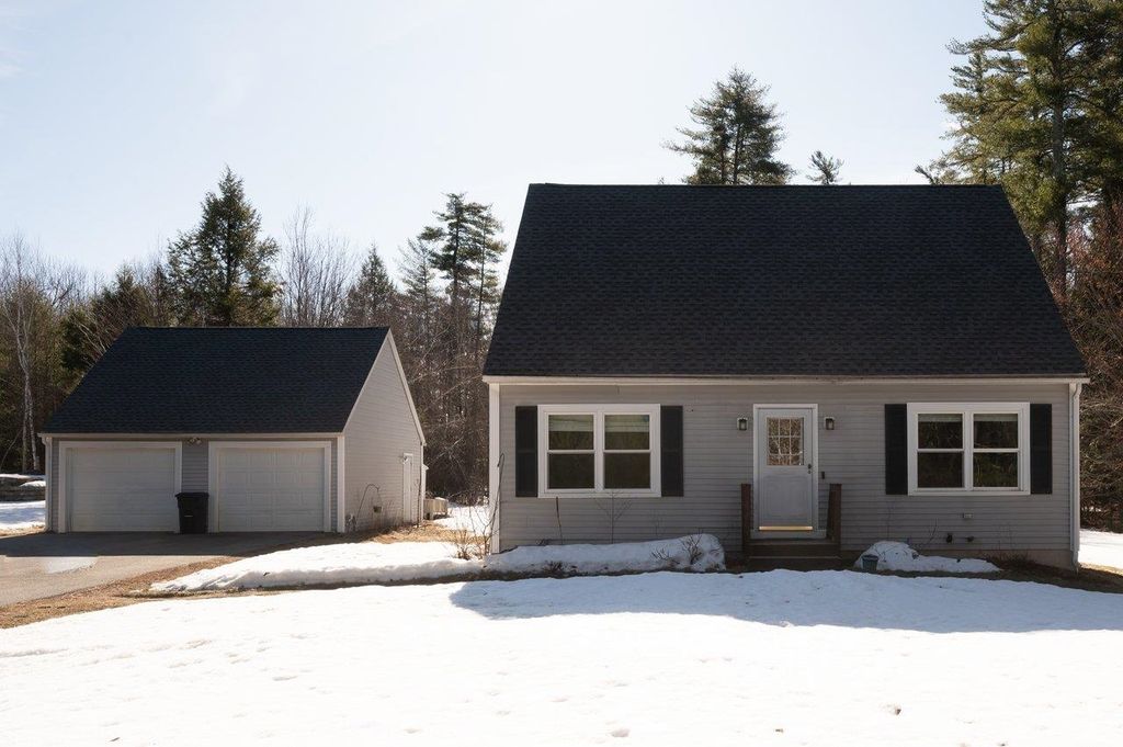 Photo of 21 Holly Lane, Farmington, NH 03835 (MLS # 5080267)