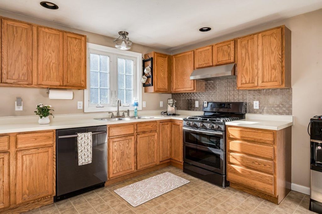 Photo of 21 Holly Lane, Farmington, NH 03835 (MLS # 5080267)