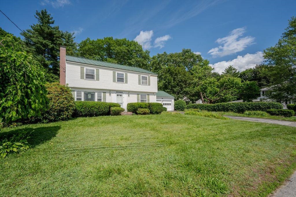 12 Longmeadow Road