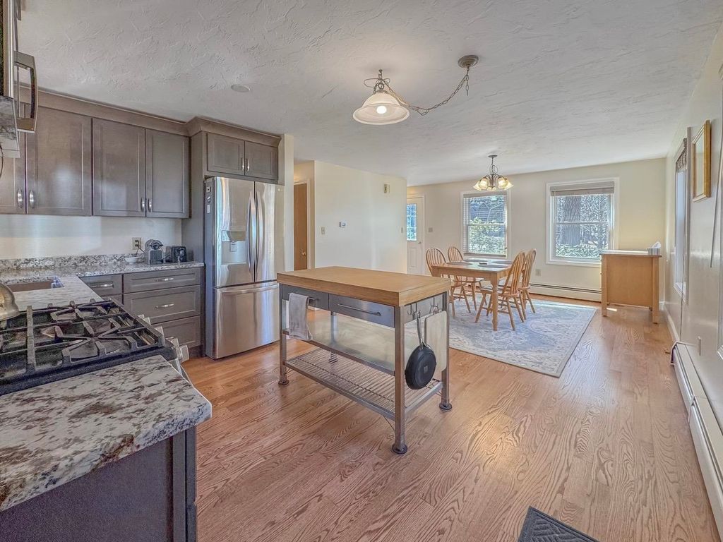 Photo of 60 Evergreen Avenue, Franklin, NH 03235 (MLS # 5086696)
