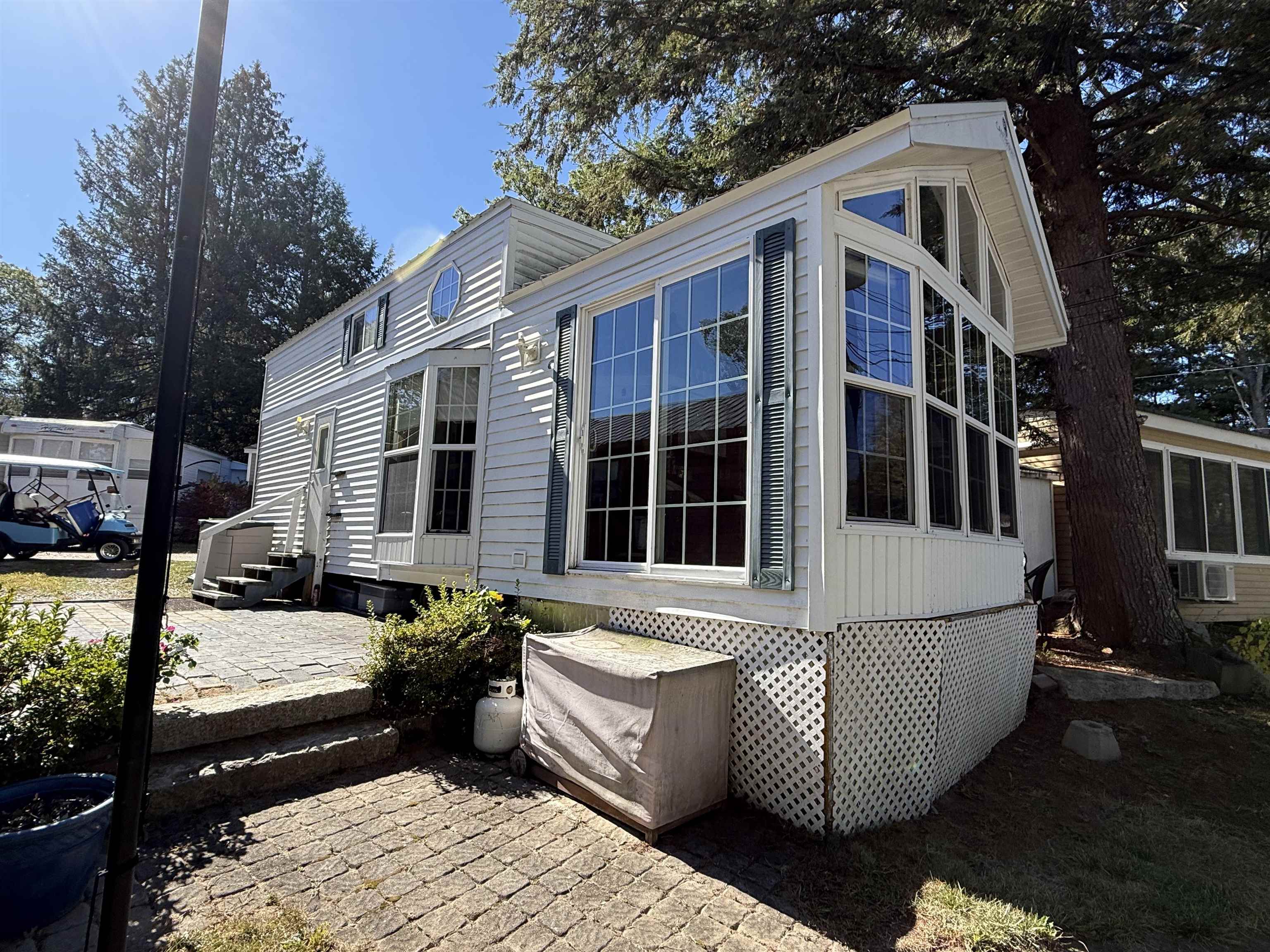 24 Dock Road 18