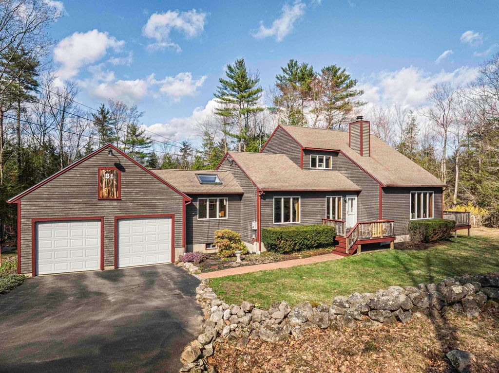 Photo of 81 Deer Ridge Drive, Barrington, NH 03825 (MLS # 5084347)