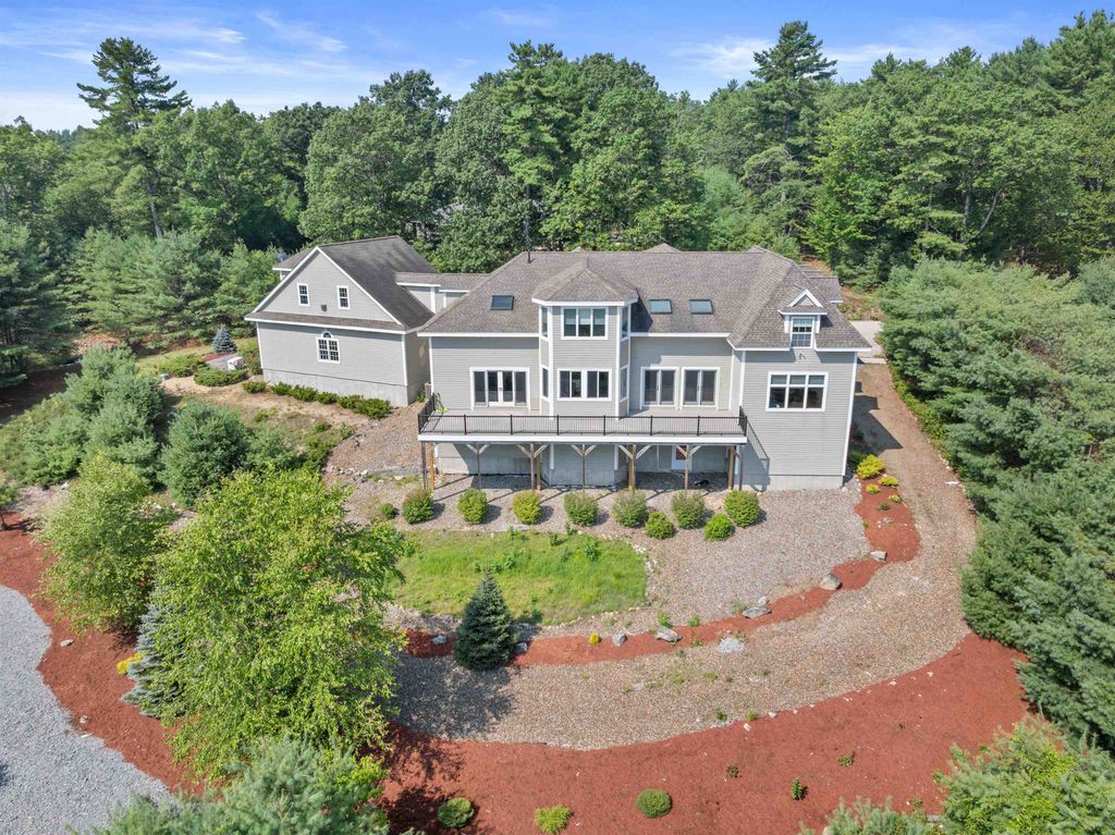 Photo of 42 High Ridge Road, Moultonborough, NH 03254 (MLS # 5084419)