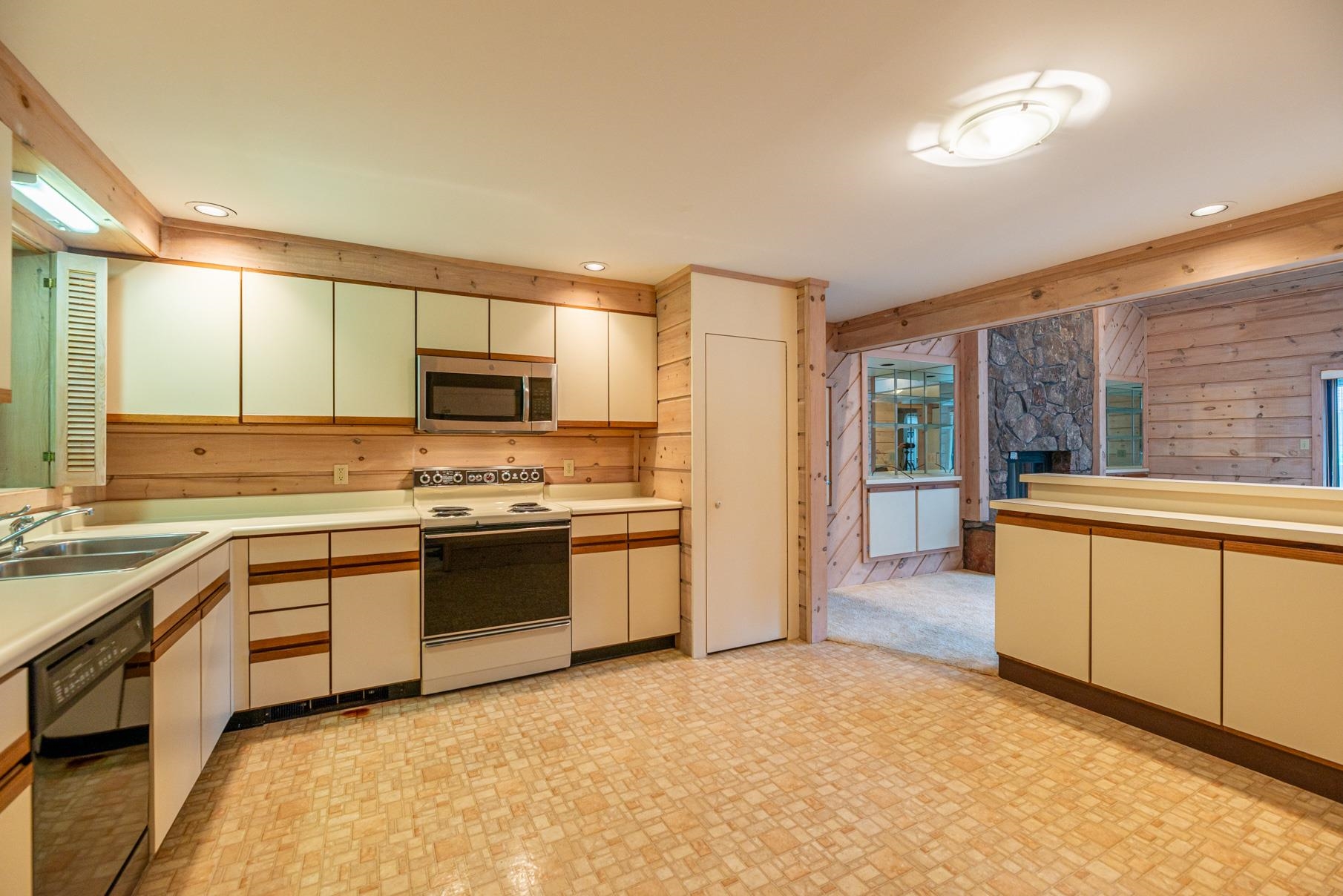 8920 Sage Hill Road 20