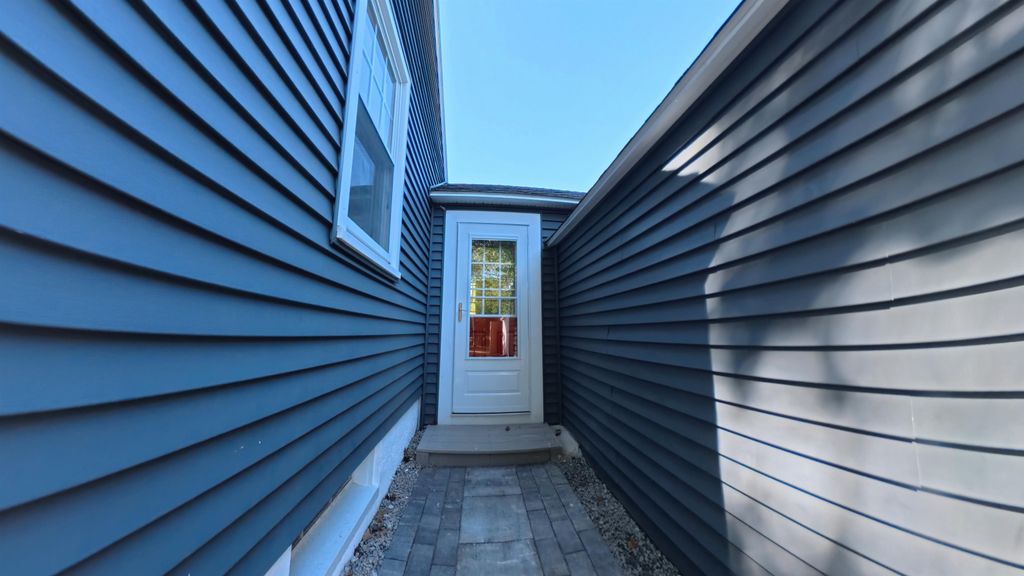 Photo of 20 Doris Avenue, Portsmouth, NH 03801 (MLS # 5060760)