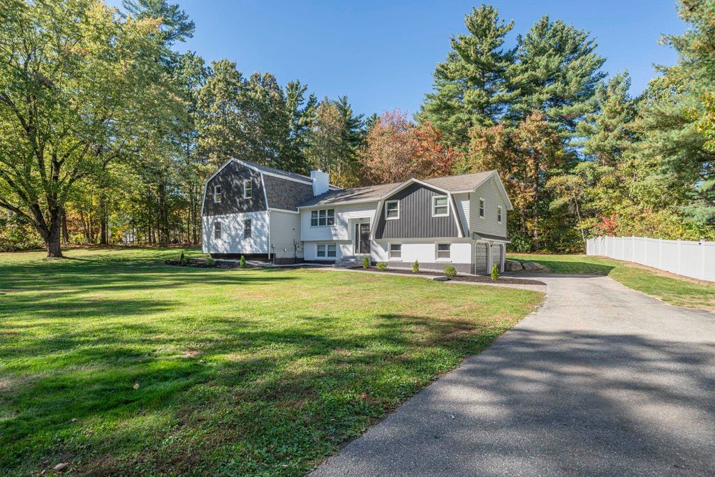 Photo of 5 Jade Road, Merrimack, NH 03054 (MLS # 5065752)