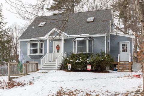 6 Therriault Drive Pelham NH 03076