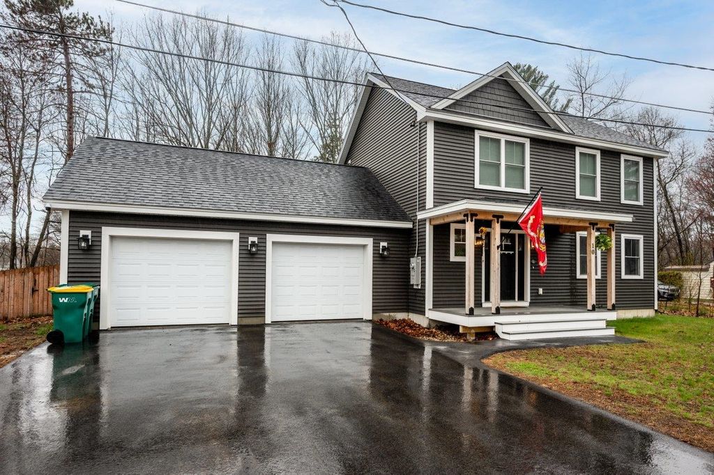Photo of 10 Coleman Street, Rochester, NH 03867 (MLS # 5087665)