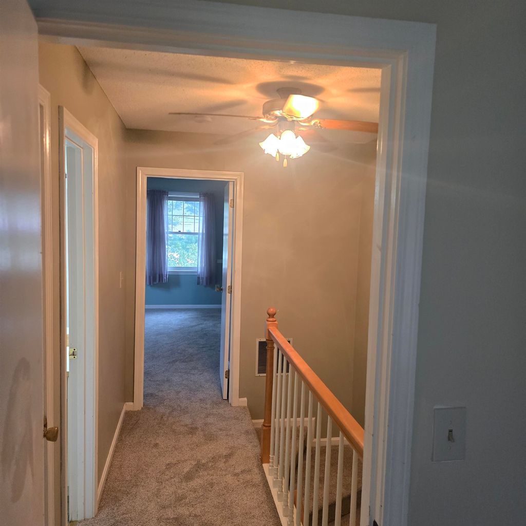 Photo of 321 Fox Hollow Way, Manchester, NH 03104 (MLS # 5089182)
