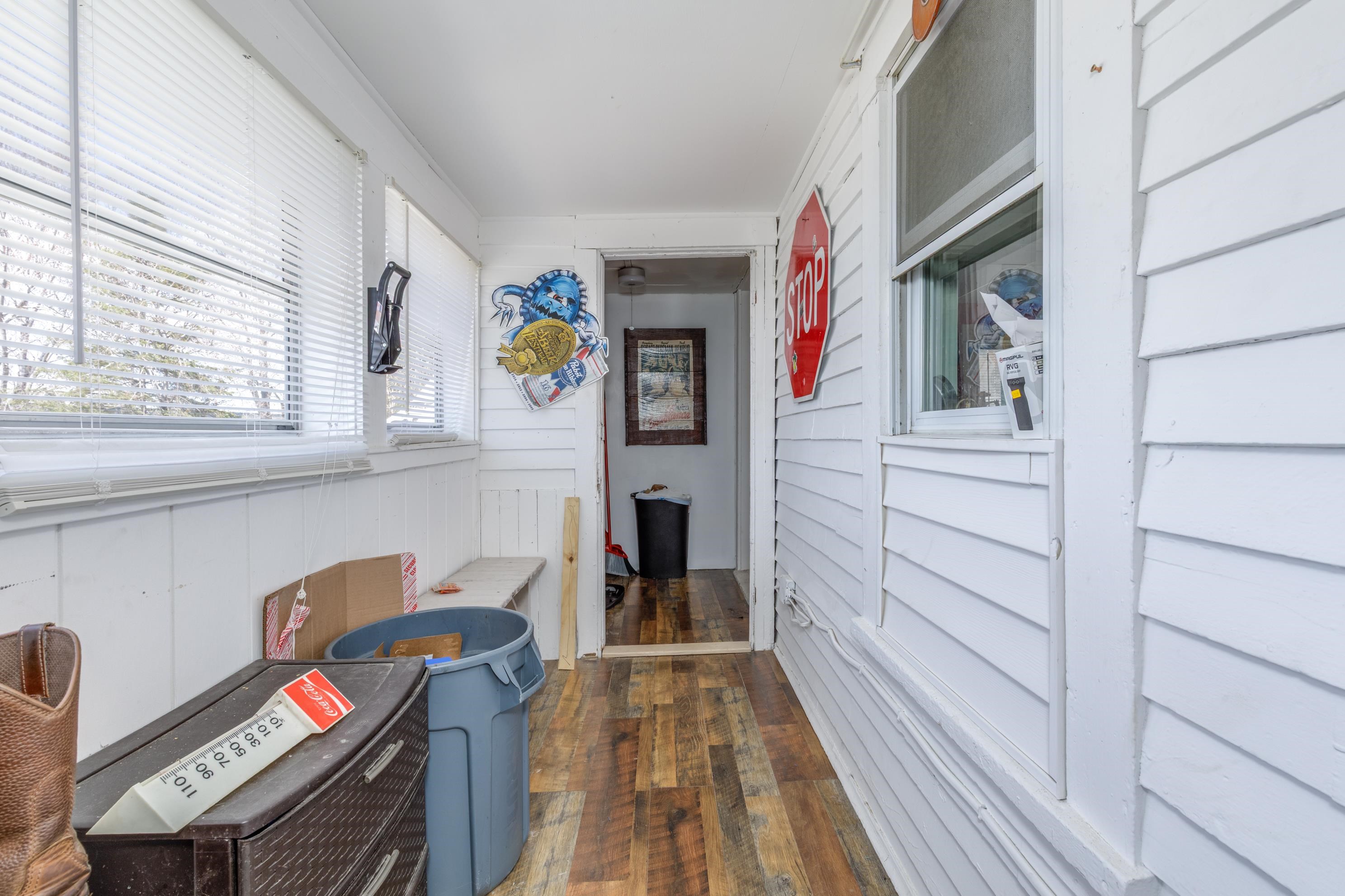 Manchester, New Hampshire 03103, United States, 3 Bedrooms Bedrooms, ,2 BathroomsBathrooms,Residential,Active,111799