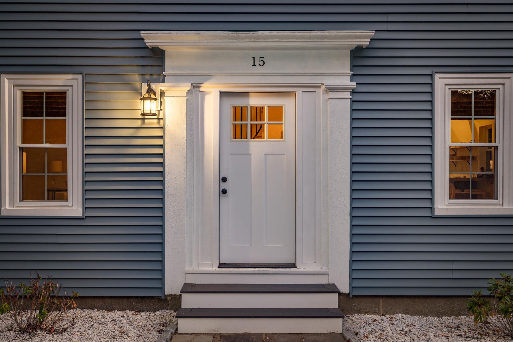 15 Railroad Avenue