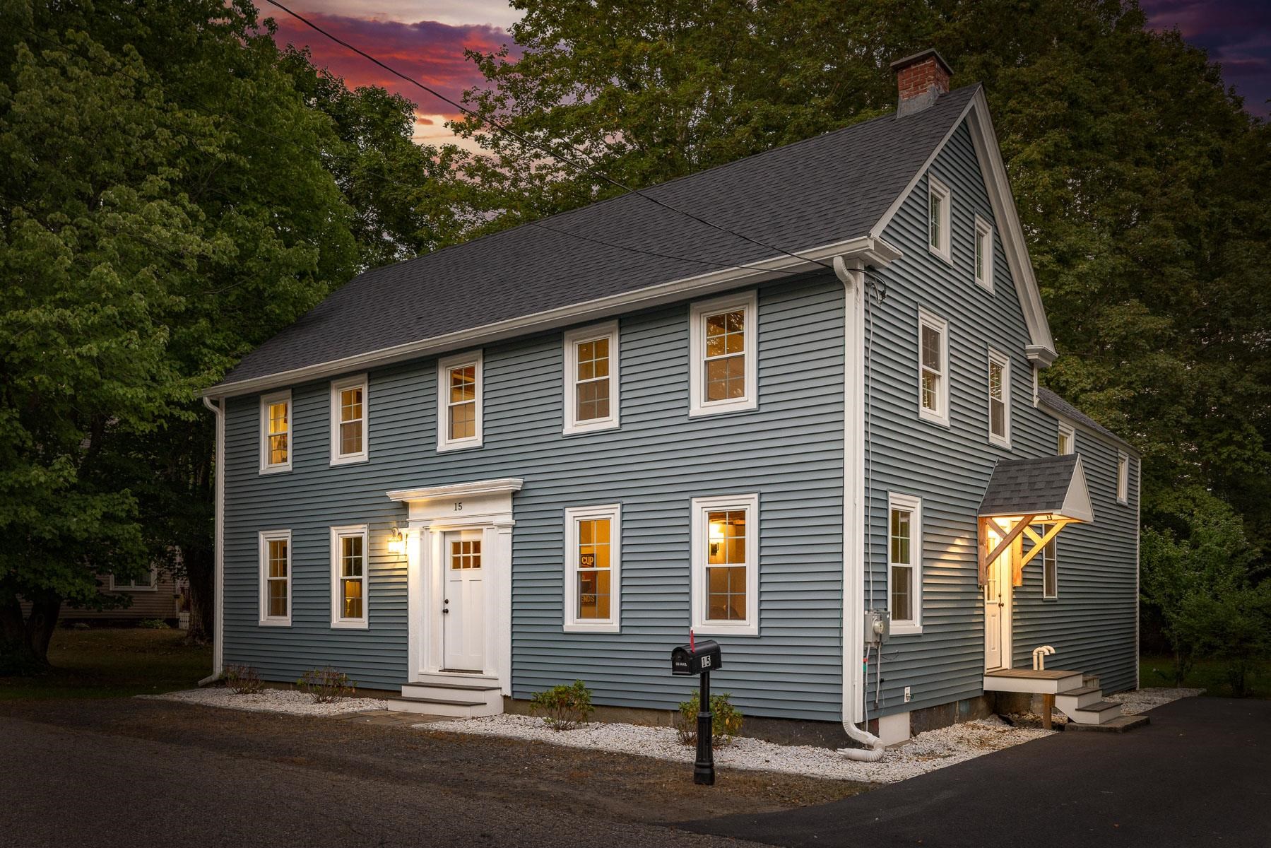 15 Railroad Avenue
