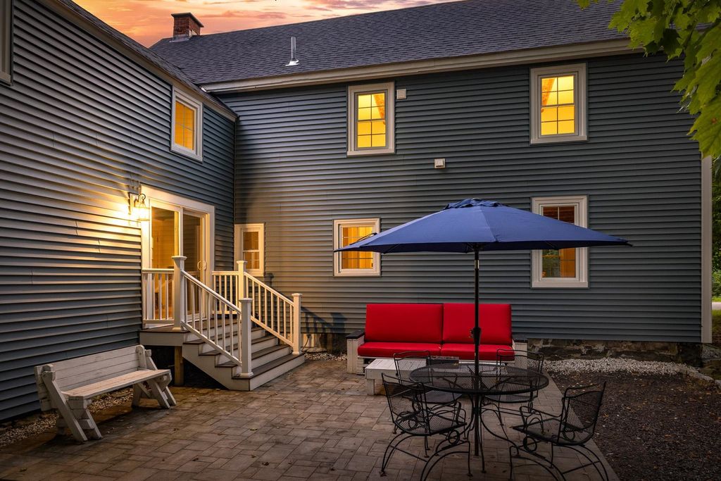 Photo of 15 Railroad Avenue, Newfields, NH 03856 (MLS # 5056641)