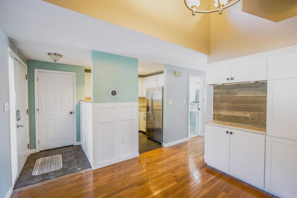 Photo of 40 Spring Cove Road, Nashua, NH 03062 (MLS # 5076754)