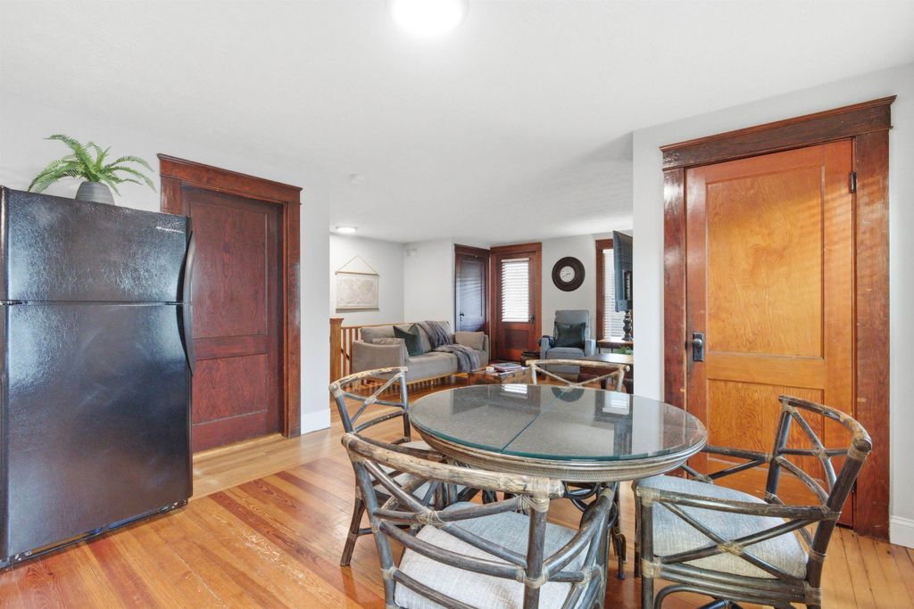 Photo of 65 S Elm Street #3, Manchester, NH 03103 (MLS # 5079417)