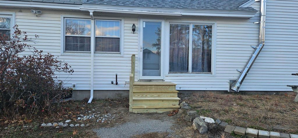 Photo of 284 Summer Street #1, Bristol, NH 03222 (MLS # 5071268)