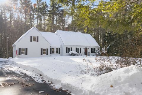 Photo of 5 Kelby Scott Way, Exeter, NH 03833 (MLS # 5075725)